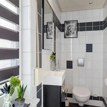 Haus Flora Bianca Apartamento Onstmettingen