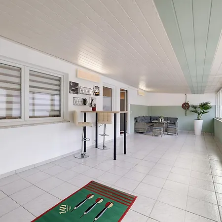 Haus Flora Bianca Διαμέρισμα Albstadt